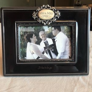 Mr. & Mrs. picture frame
